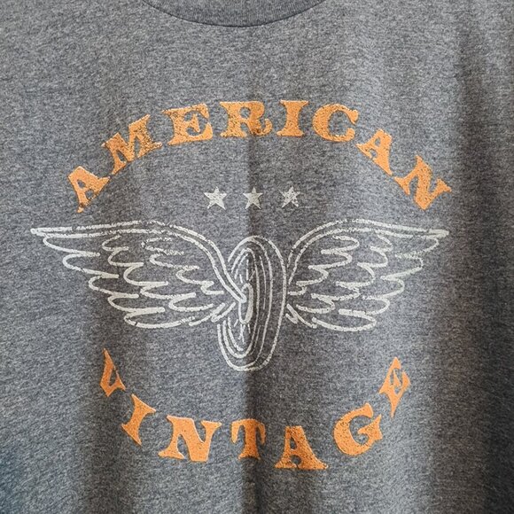 XL and XLT T-shirt Bundle - Set of 2 Used Unbranded Shirts - Picture 2 of 5